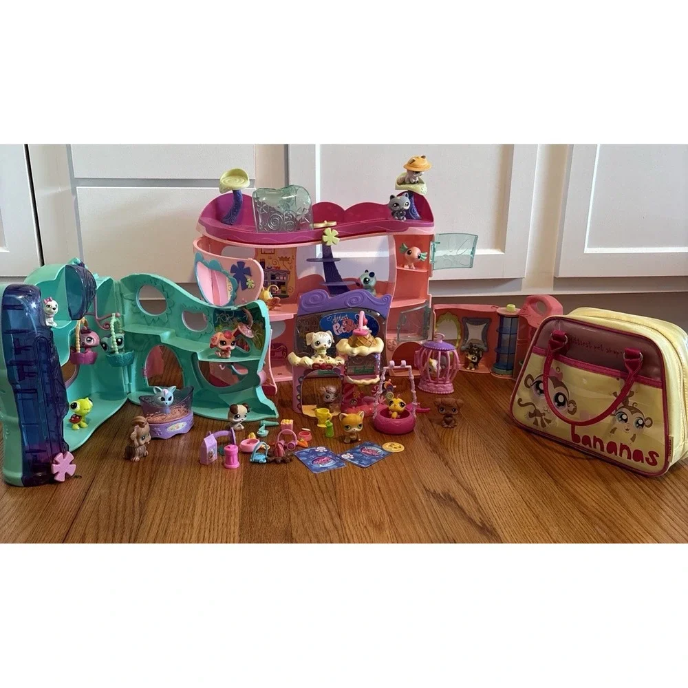 Huge Lot Littlest Pet Shop Authentic LPS Pets Some Vtg , Playsets, Accessories